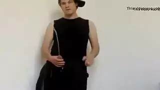الشباب التبول مثلي الجنس الهزات قبالة