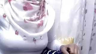 نساء محجبات تركيات يطلبن القضيب بلهفة