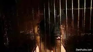 حفلة جنس تنكرية: بورن هالوين جنس جماعي