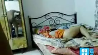 زوجان سخيف من الصعب