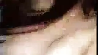 فتاة آسيوية مثيرة: لعبة في المؤخرة الضيقة ومص للقضيب