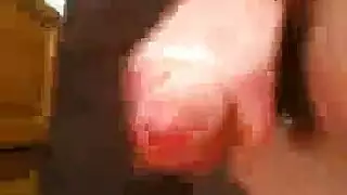 محاصر تحتها، أتوسل لركوب الوجه