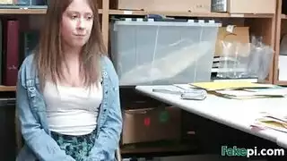 سارق الملبس الداخليه
