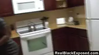 تصاب بالجنون من ليلة بدون فعل الحلق العميق