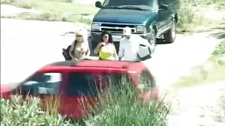 ضعف المتعة: مشهد سحاق إباحي
