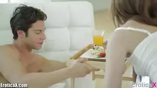 ضرب مهبلي في الصباح الباكر مشهد xxx حميمي