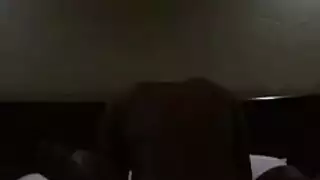 آسيوية سمراء مشعرة الكس تمتع نفسها بهزاز كهربائي حتى النشوة