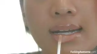 شقراء شقية تمتع نياكها