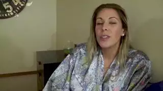 منظور أول شخص: مضاجعة فرج زوجة الأب الضيق بقوة