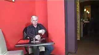 سمينة ذاة بزايز كبيرة سمينة تنيك مع عجوز