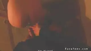 تامي الحلو هو سخيف جارتها المتزوج كل فترة من الوقت، مع زوجته