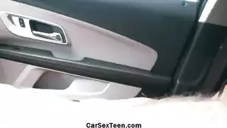 أول ظهور شرجي قوي في مشهد سيارة ساخن