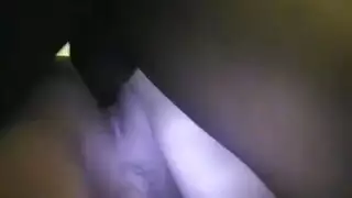 ٥ جنس جماعي صريح: العاهرة الناضجة تمتلئ فرجها ومؤخرتها