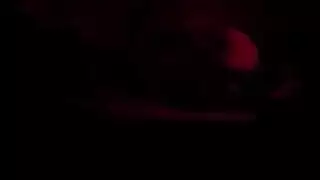 رأى هالي ليلا زوجة زوجها تحصل على يمسح في سبا التدليك، وقرر الانضمام