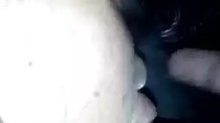 سكرانة ومثيرة: جنس xxx مجاني في العلن