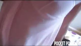 أتوسل لقضيب صلب في مدخلي الخلفي