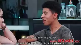 زوجة الأب وصديق الابن يمارسان الجنس سرًا نهاية ممتعة