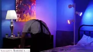 إكس إكس إكس مترجمة: مضاجعة جماعية في الهالوين مع عاهرات خبيرات
