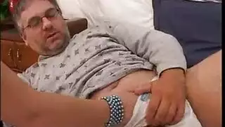 اي يغتضب ابنته