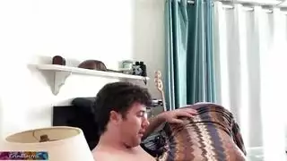 أقدام ثابتة و كس ممتلئ مقطع وقفي إباحي