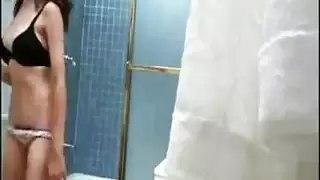 كاميرا خفية صامتة تسجل فيلم بورنو لزوج وزوجة هاويين