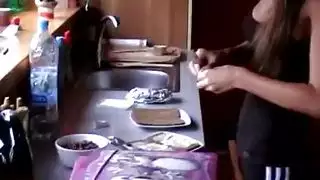 مص عميق شديد ينتهي بابتلاع السائل المنوي