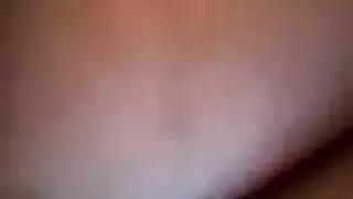 ولد يخاف من البرق يدخل مع أمه مترجم