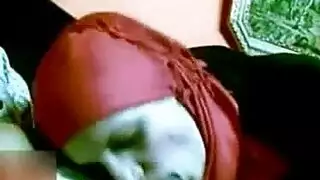 لبناني بنيك زوجته السعوديه وتمص زبره بكل متعه