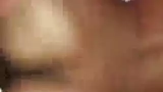 مؤخرة ضخمة تُدق من الخلف