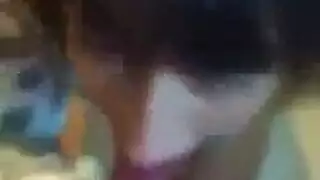 امرأة سمراء لطيف الغش على صديقها