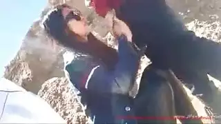 جلسة وشم صريحة تتحول إلى عرض استمناء مع المعلمة