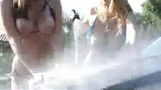 متعة تفصيل السائق: قضبان صناعية وجنس عنيف