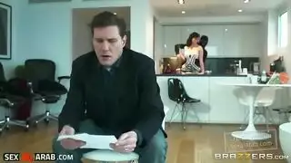 اقتحام لصوص منزل واغتصاب