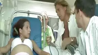سكس جماعي على حامل انكليزيه