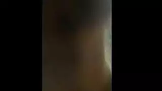 مصري قفش صاحبته تتناك صورها