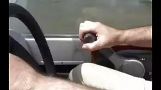 المرة الأولى للفتاة الصغيرة مع رجل أكبر ذو قضيب كبير