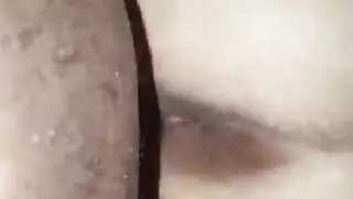 جلسة مص مكثفة لقضيب أسود كبير تنتهي بقذف على الوجه