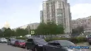 روسي أشقر يمارس الجنس مع فم وفرج صديقته