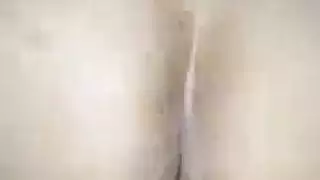 آنا نوكس تحب فرك فرجها الحلاق