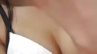 مكالمة مؤخرة على سناب شات لعاهرة عربية شابة