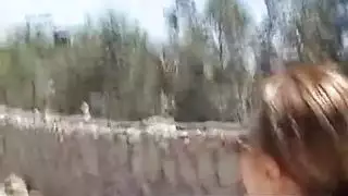 جلسة فوضوية بين سمراء ومراهقة بولندية