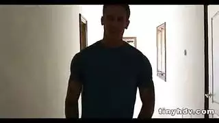 دخول جماعي لبنات ممتلئات بقضيب صناعي