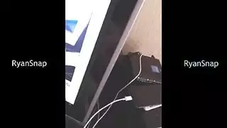 مراهقة مثيرة تأخذ عدة أعضاء ذكورية بقوة