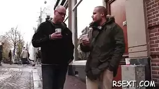 إباحية عالمية: فتيات مراهقات تحصل على قذف داخلي