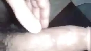الفحل المصري الساخن يتباهى بزيبه السميك وكيسه الممتلئ