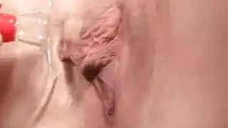 مشهد جنس هاردكور: حمار على رجل