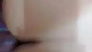 شعر ممثلة إباحية هندية طويل يتطاير أثناء ممارسة جنس عنيف