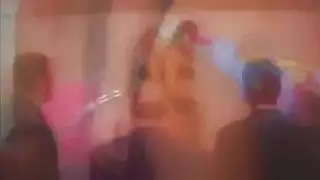 مزاد زوجة عاهرة تُضاجع بقوة وتُستخدم في كل ثقب