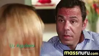 المرأة الساخنة تبحث عن الحب