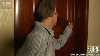 زجاج مغطى بالبخار: مشاهد إباحية قوية